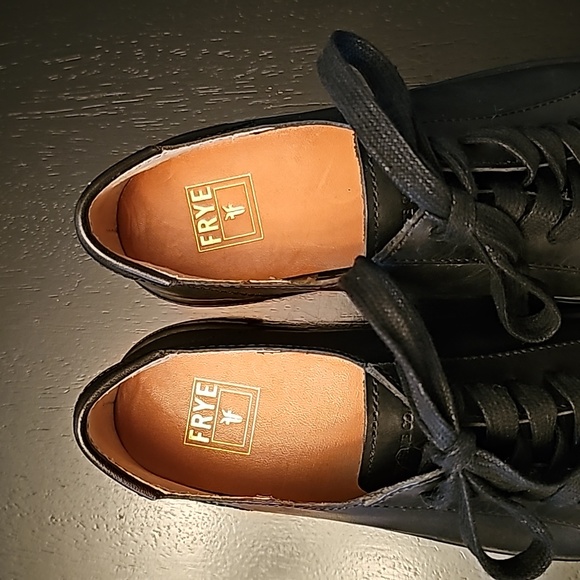 FRYE Low Lace Shoe, Size 7.5, Never Worn - Picture 8 of 8